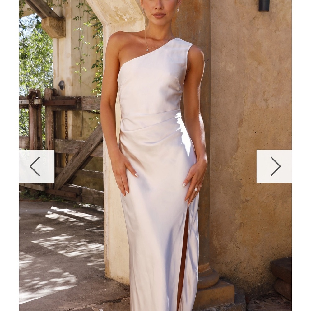 Chic Asymmetrical White Dress